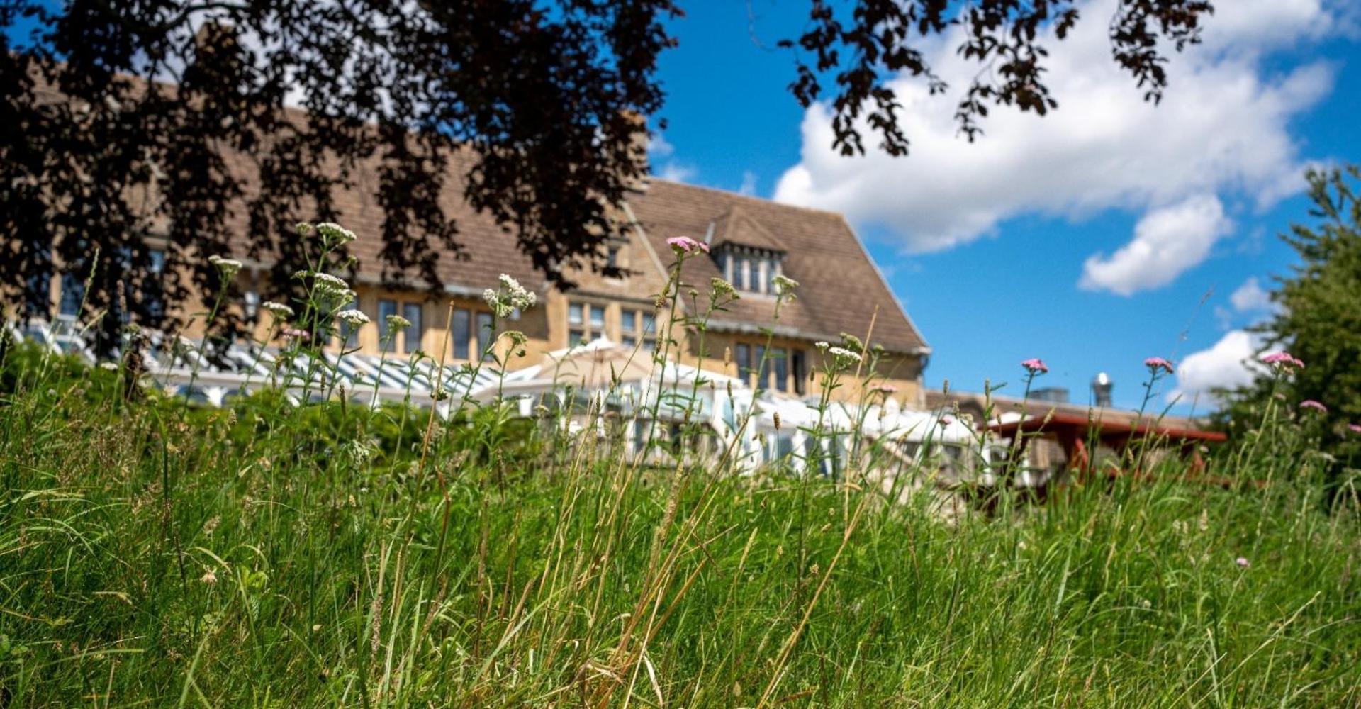 Cricklade House Hotel, Sure Hotel Collection By Best Western Exterior photo